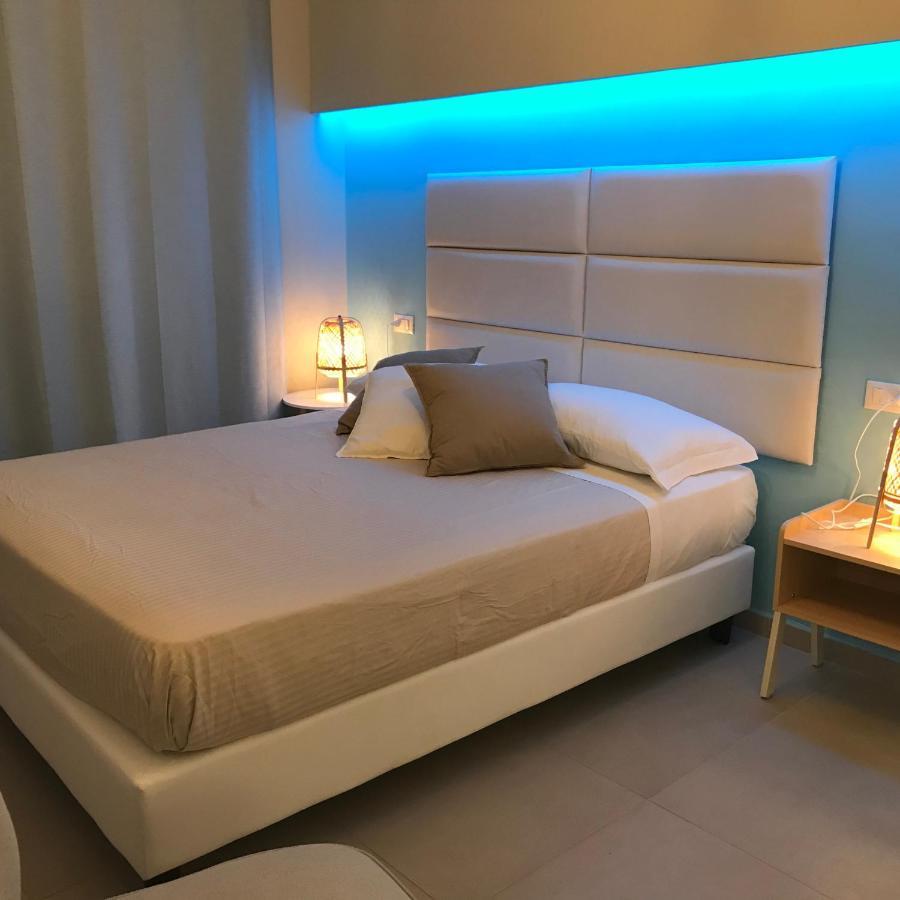 Esmeralda'S Rooms Porto San Paolo  Dış mekan fotoğraf