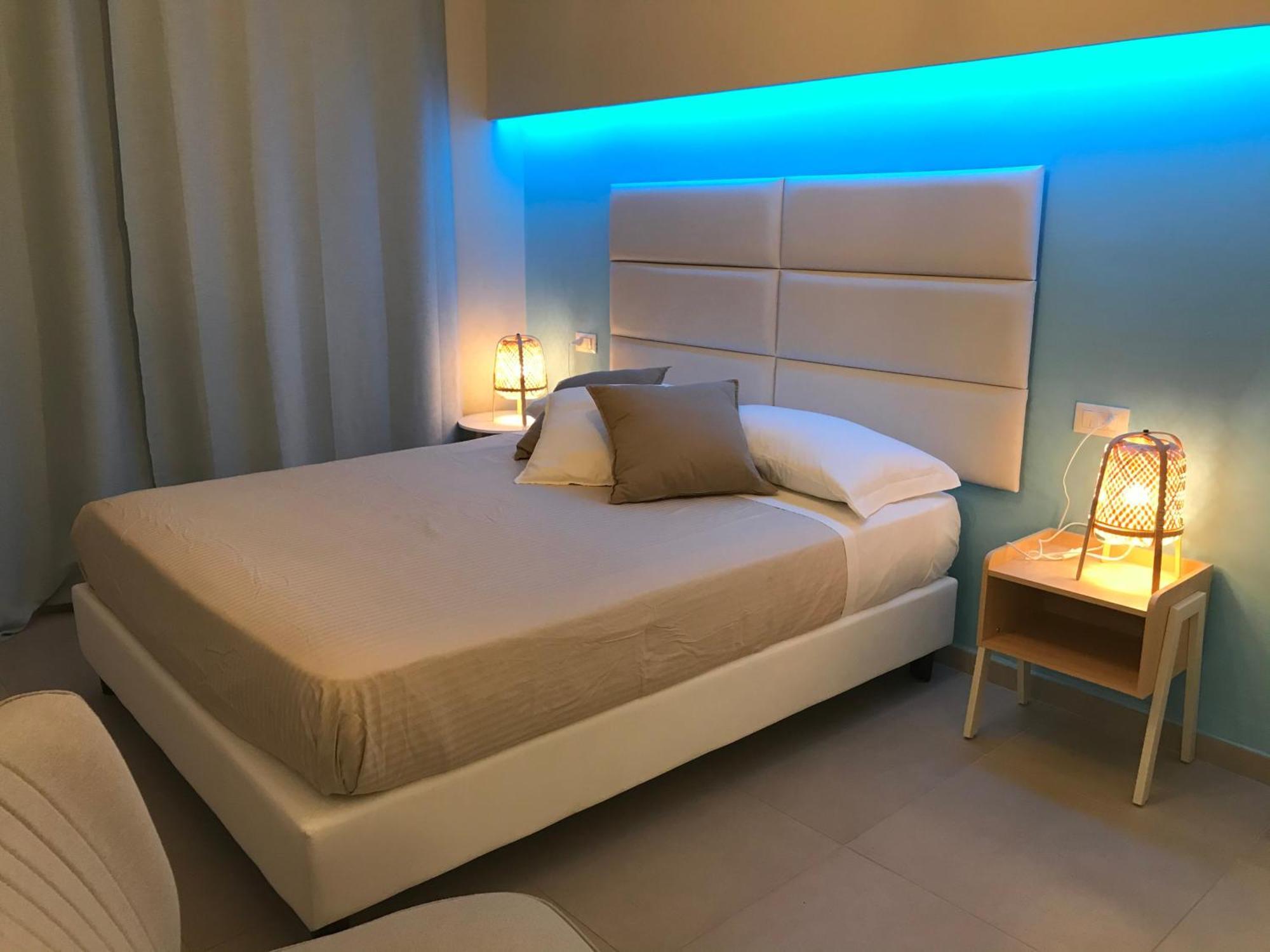 Esmeralda'S Rooms Porto San Paolo  Dış mekan fotoğraf