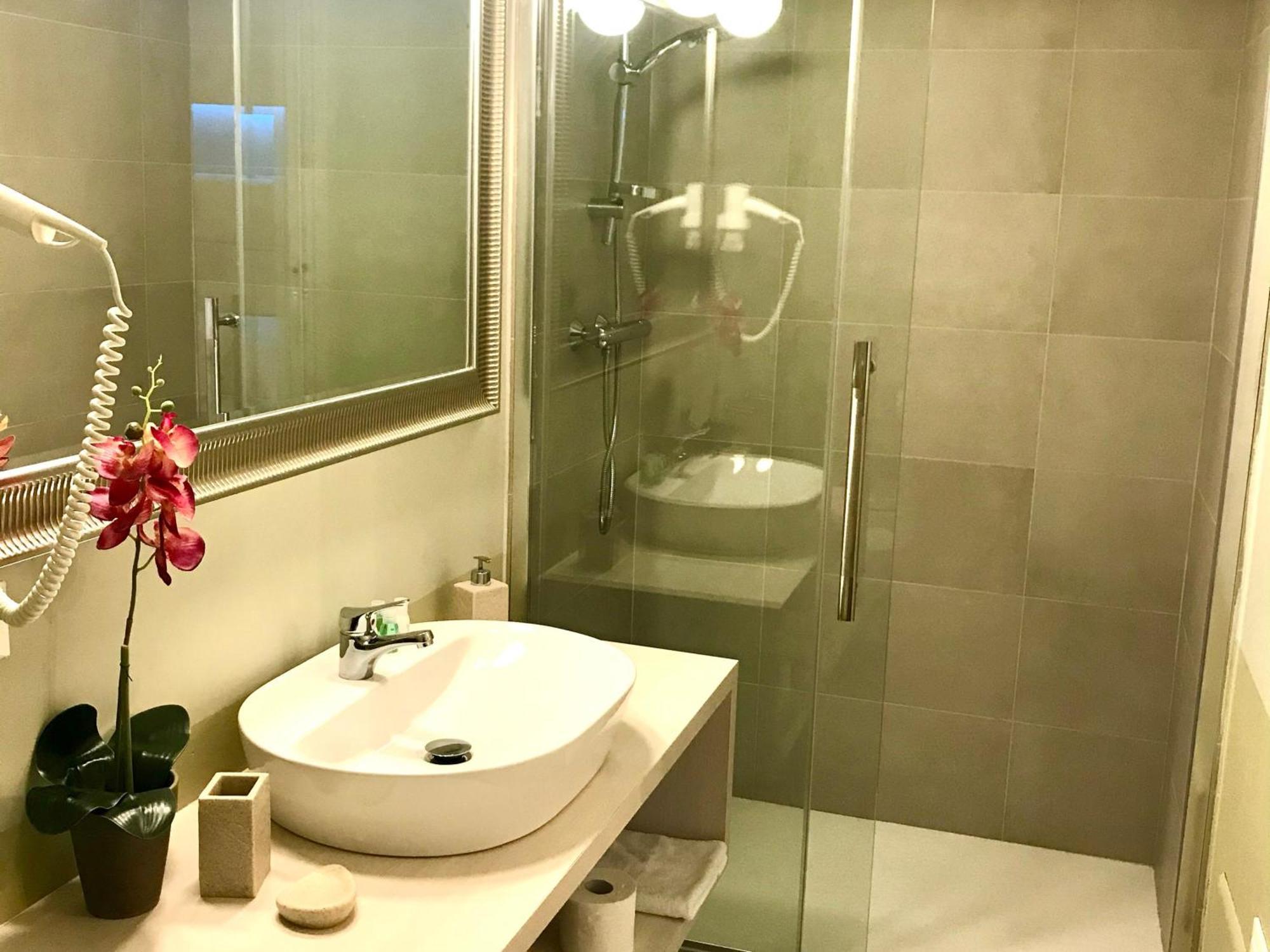 Esmeralda'S Rooms Porto San Paolo  Dış mekan fotoğraf