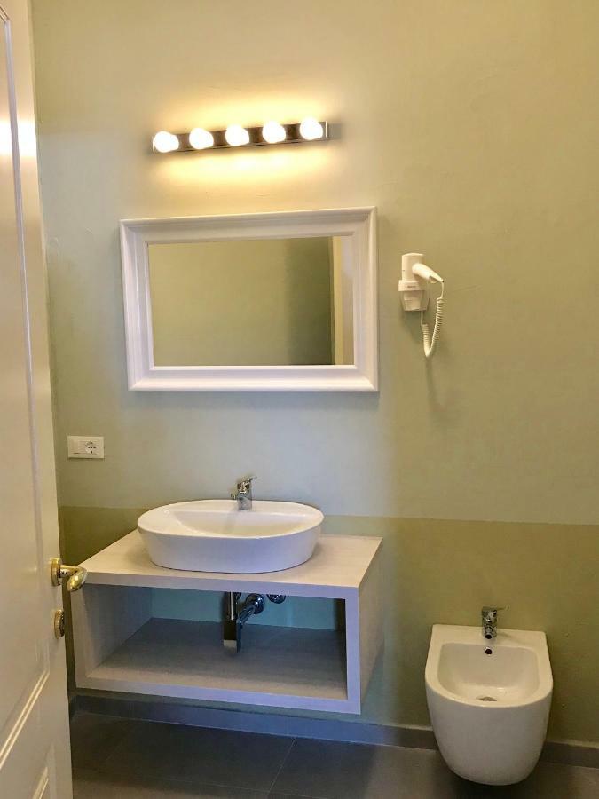 Esmeralda'S Rooms Porto San Paolo  Dış mekan fotoğraf