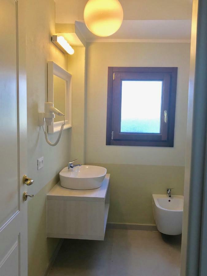 Esmeralda'S Rooms Porto San Paolo  Dış mekan fotoğraf