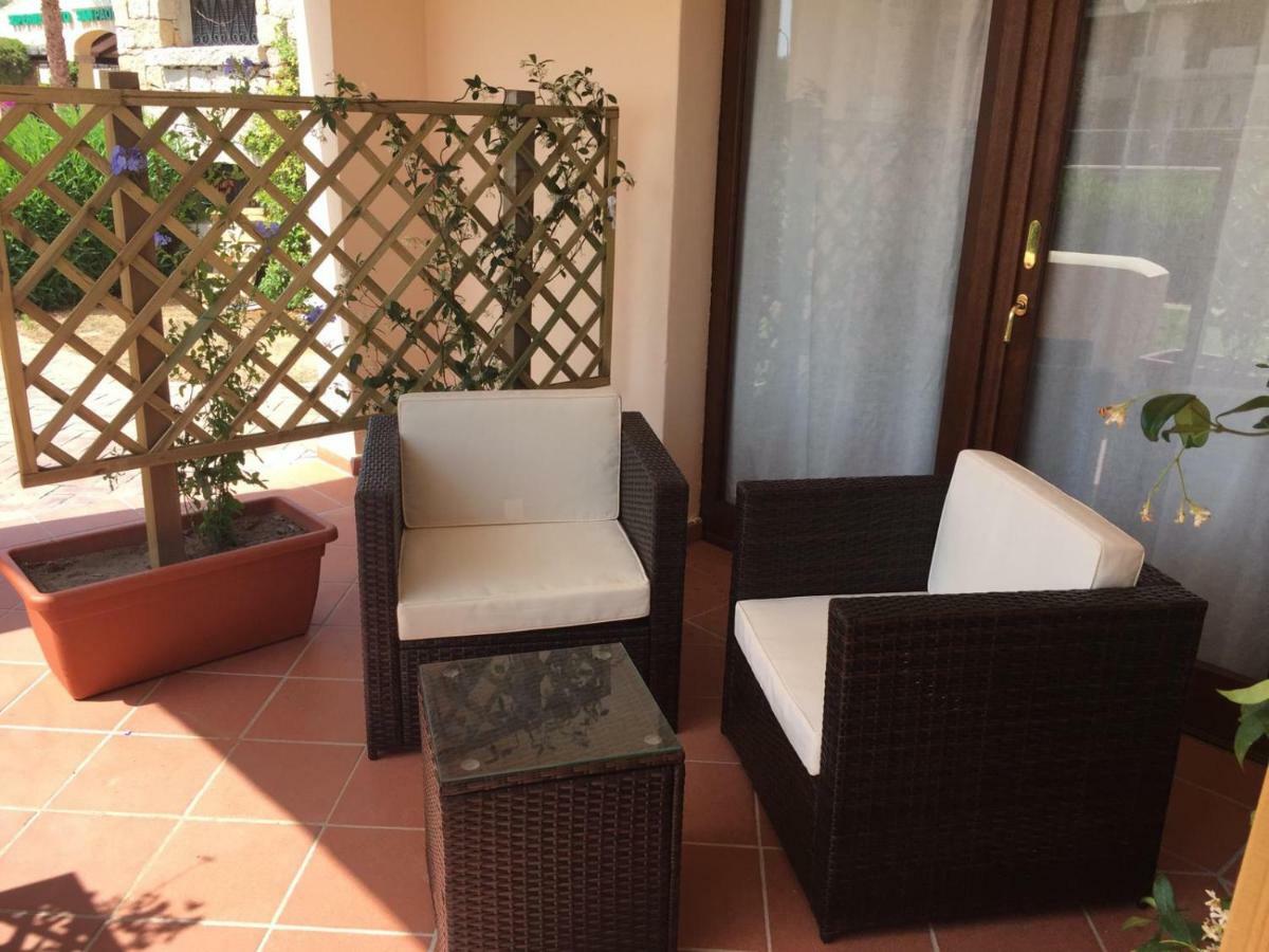 Esmeralda'S Rooms Porto San Paolo  Dış mekan fotoğraf