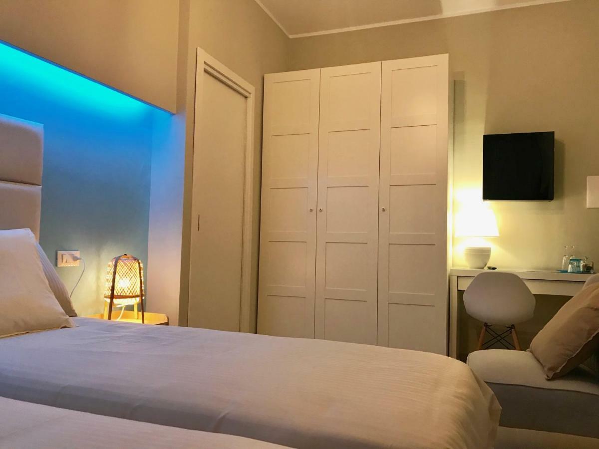 Esmeralda'S Rooms Porto San Paolo  Dış mekan fotoğraf