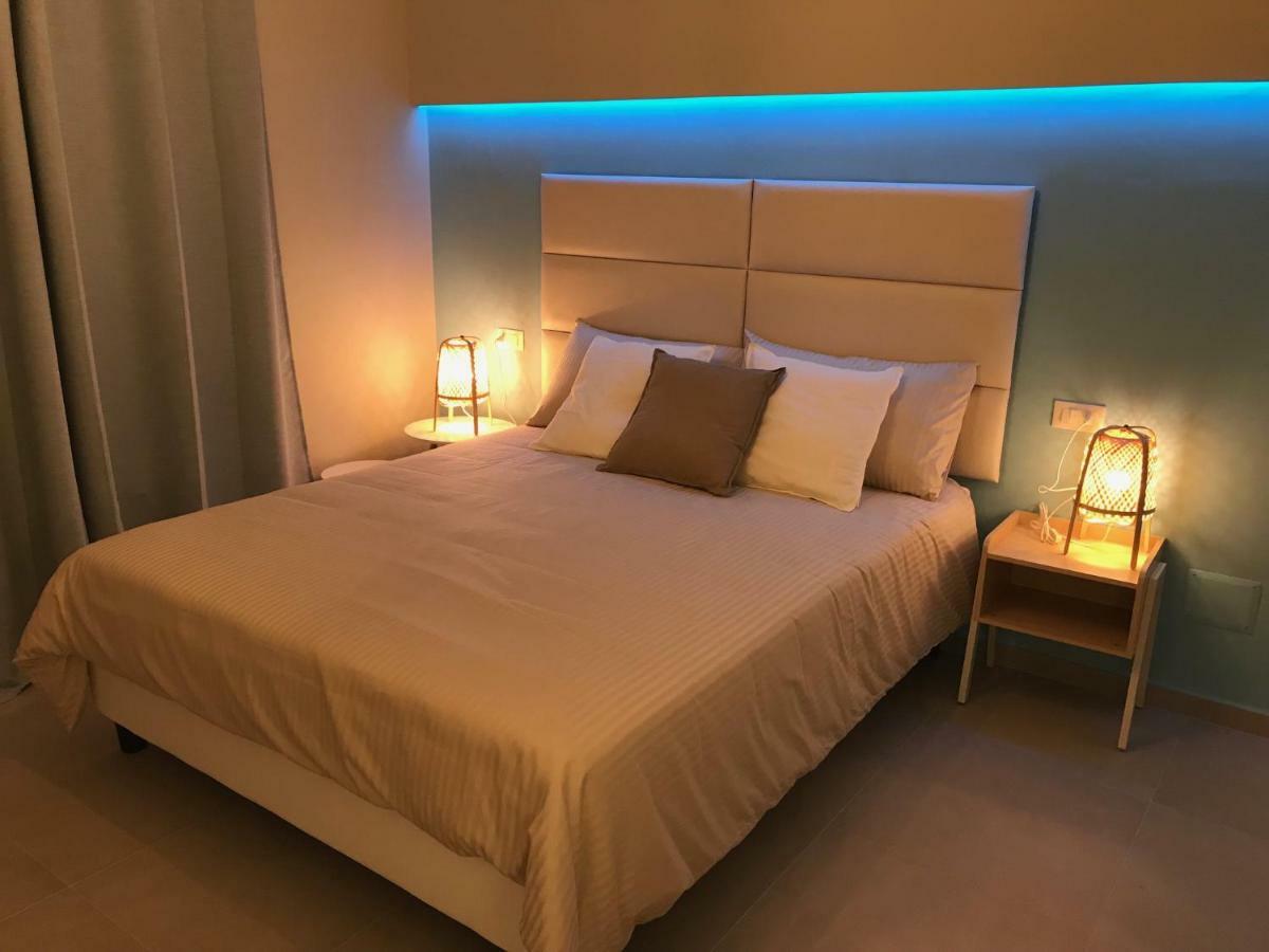 Esmeralda'S Rooms Porto San Paolo  Dış mekan fotoğraf