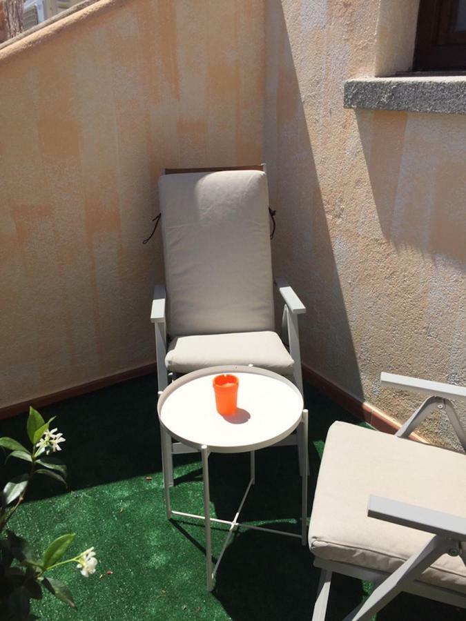 Esmeralda'S Rooms Porto San Paolo  Dış mekan fotoğraf