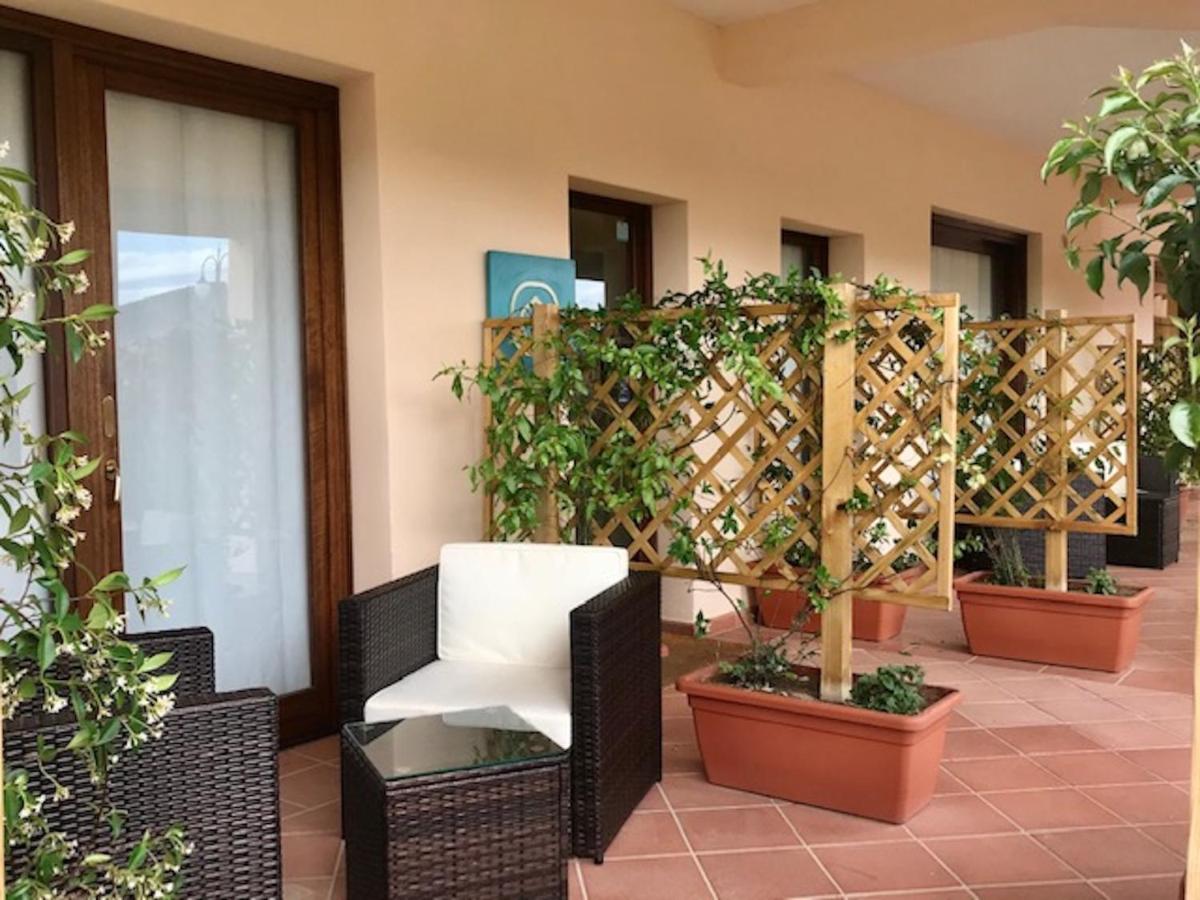 Esmeralda'S Rooms Porto San Paolo  Dış mekan fotoğraf